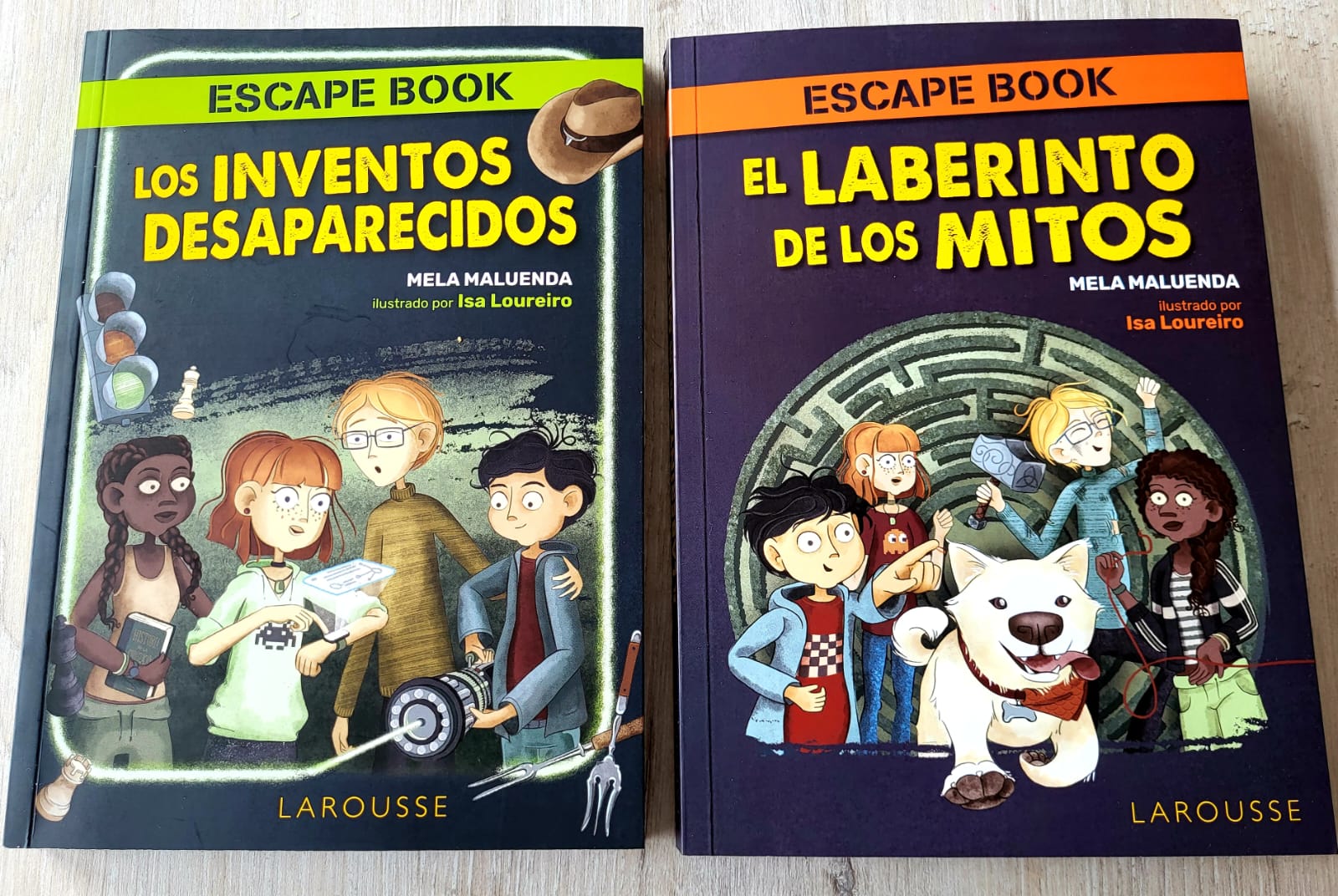 Dos Escape Book - On Anem Avui?