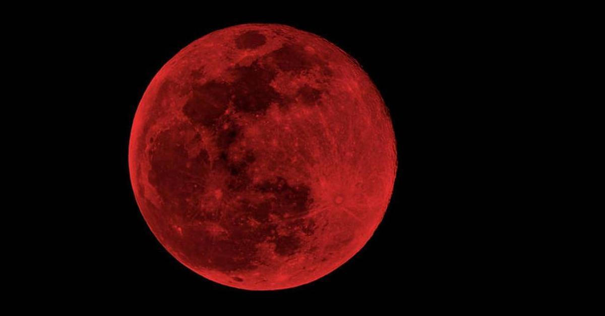 Avui Diumenge Eclipsi total de Lluna: quan i com veure la “Lluna de sang” des de casa teu - On Anem Avui?