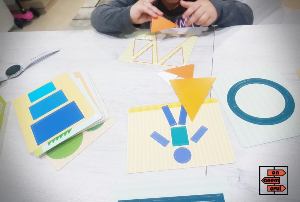 Caixa de formes Montessori
