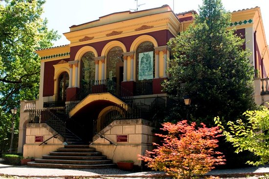 Parc Nou i Torre Castanys, Olot
