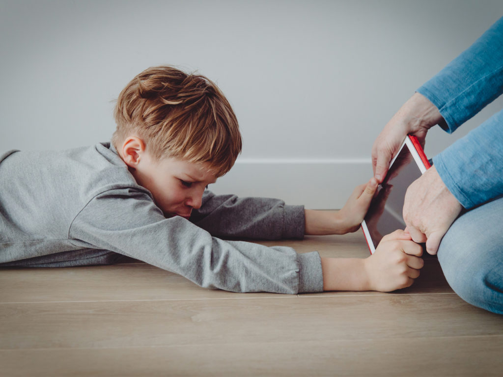 tablets i xarxes nens dilema de las redes socials