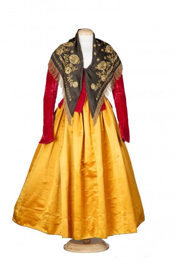 Faldilla de seda de color groc (1770-1789)