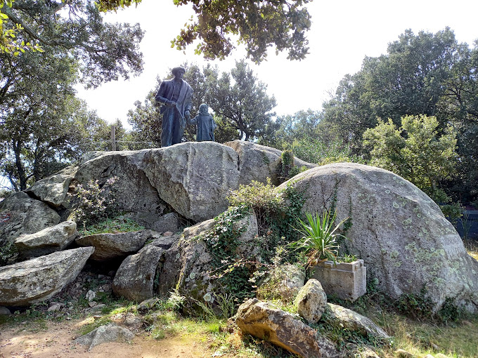 Monument a l'exili la vajol 3